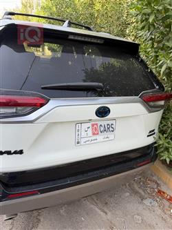 تۆیۆتا ڕاڤ 4